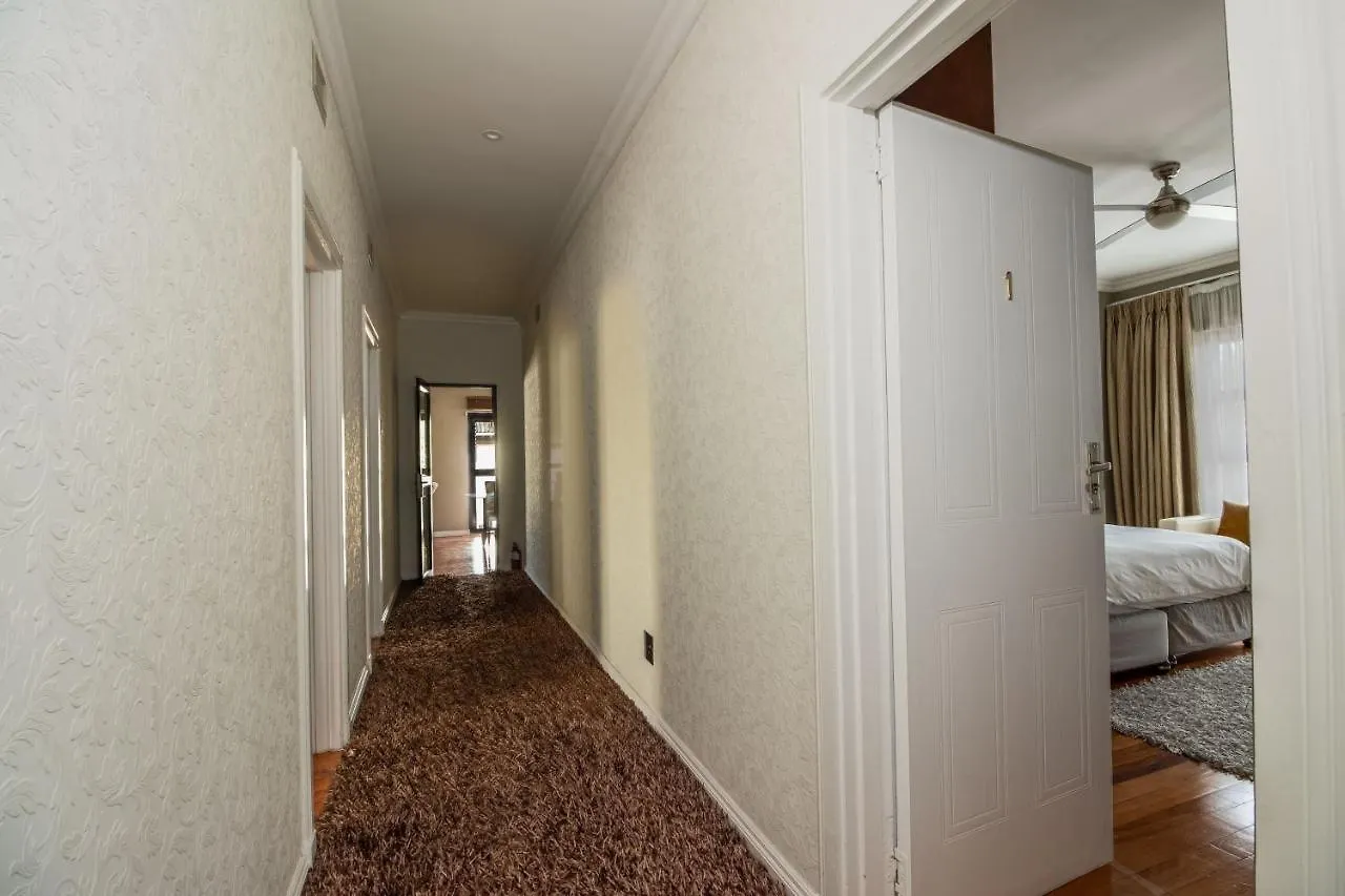 בית הארחה פורט אליזבת' Cashmere Suites
