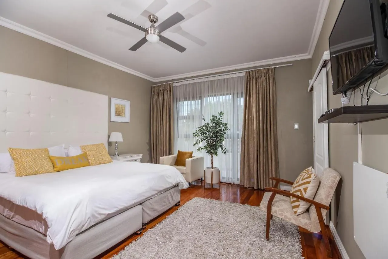 בית הארחה פורט אליזבת' Cashmere Suites