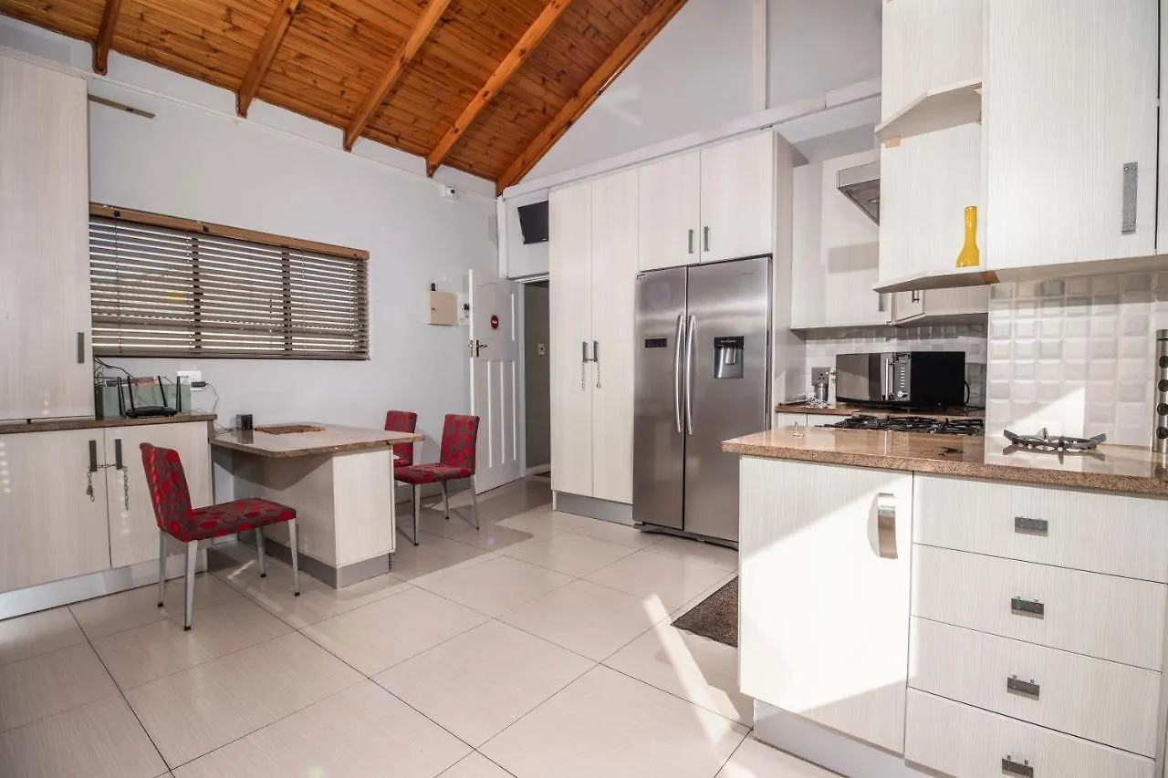 פורט אליזבת' Cashmere Suites 3*, פורט אליזבת'
