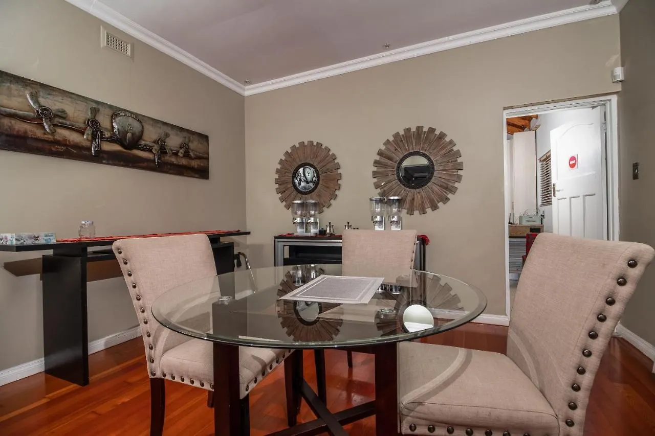 בית הארחה פורט אליזבת' Cashmere Suites
